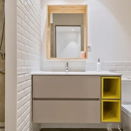 Ola Living Balmes * Barcelona