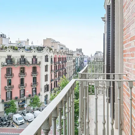 Ola Living Balmes Апартаменты *